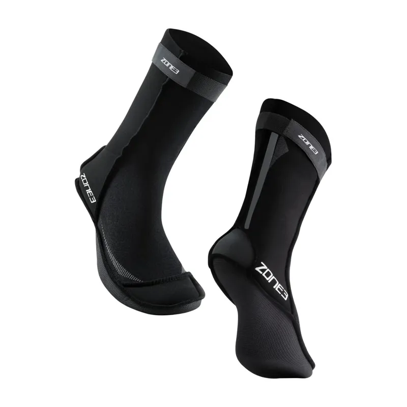 2023 Zone3 neoprene swim socks black/silver